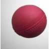 Atletický treninkový kriketový míček na házení. s vyšším odskokem. Vhodný pro trénink hodu do dálky, do škol i volný čas.