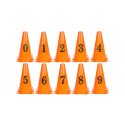 Set oranžových kuželů s číslicemi 0-9